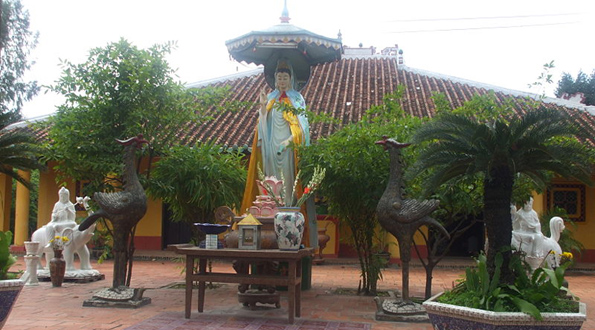 Phung Son pagoda Phung Son pagoda