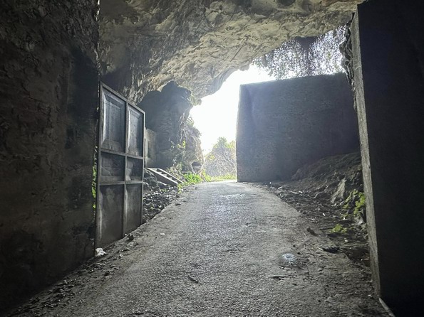 Tham Khach cave - Lang Son