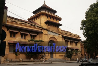 L'université Nationale du Vietnam à Hanoï L'université Nationale du Vietnam à Hanoï