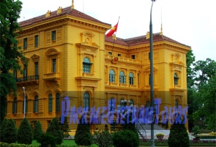 le palais présidentiel Hanoi Vietnam le palais présidentiel Hanoi Vietnam