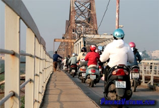 Biking the Long Bien Bridge Biking the Long Bien Bridge