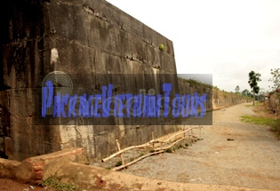 Wall of Ho Citadel in Thanh Hoa Wall of Ho Citadel in Thanh Hoa
