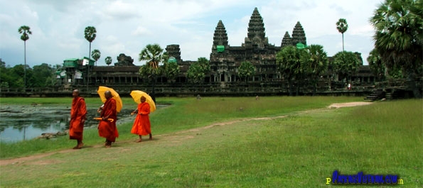 Monks at Angkor Monks at Angkor