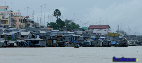 Life by the Mekong River Life by the Mekong River