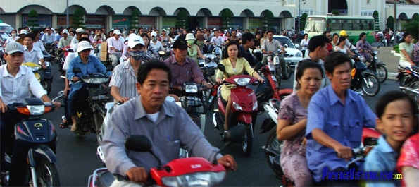 traffic in central Sai Gon traffic in central Sai Gon